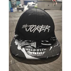 The JOKER Embroidered Snap Back Hat Flat Bill Graphic Batman OSFM Black & White